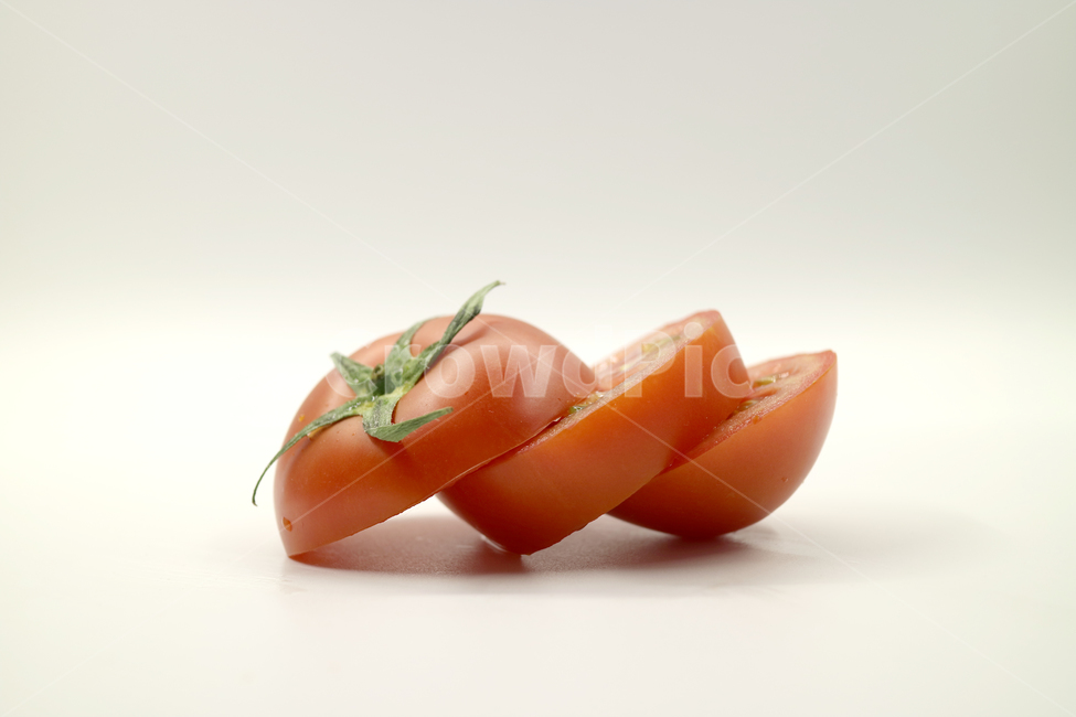 토마토,빨간토마토,완숙토마토,야채,채소,음식,식재료,음식재료,요리재료,요리,샐러드,신선한,오브젝트,누끼,빨강,건강,웰빙,다이어트,슬라이스,음식,식재료,요리,food,cook,meal,dishes,food reserves,채소,야채,vegetables,누끼,remove background
