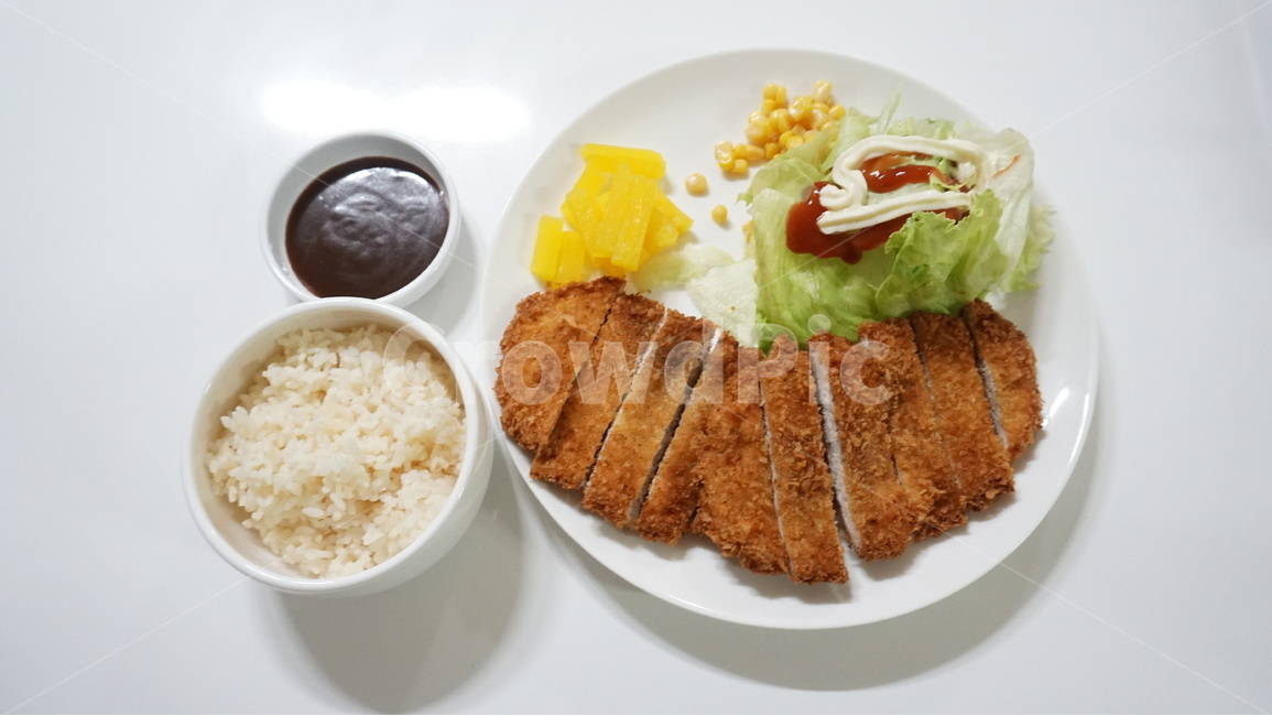 돈가스,돈카츠,커틀릿,cutlet,튀김,경양식,양식,요리,음식,식재료,요리,food,cook,meal,dishes,food reserves,육류,고기,meat