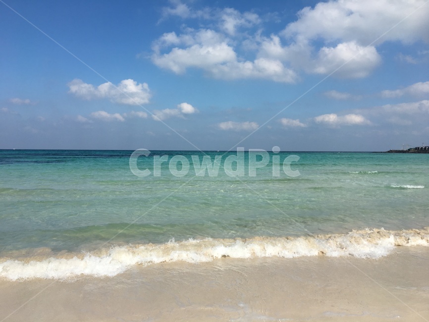 바다,제주도바다,에메랄드빛바다,투명한바다,푸른바다,하늘,제주도,모래사장,해변,파도,맑음