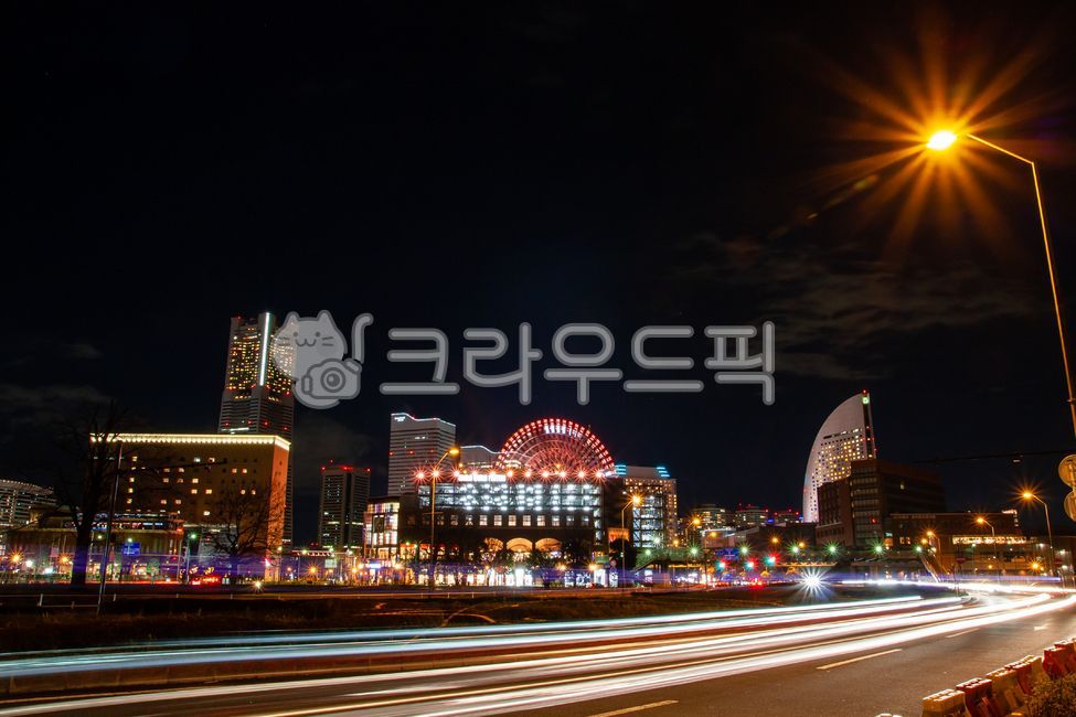 night view,Light cracking,nightscene,city,yokohamanightview,nightview,building,ferriswheel,road,Yokohama,nightscape,fire,architecture,sky,yokohama,lighting,light,ferris wheel,road name