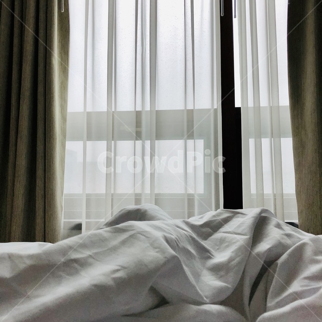 집,가정장식,이불,커튼,햇살,감성,감성사진,아침,배경,배경사진