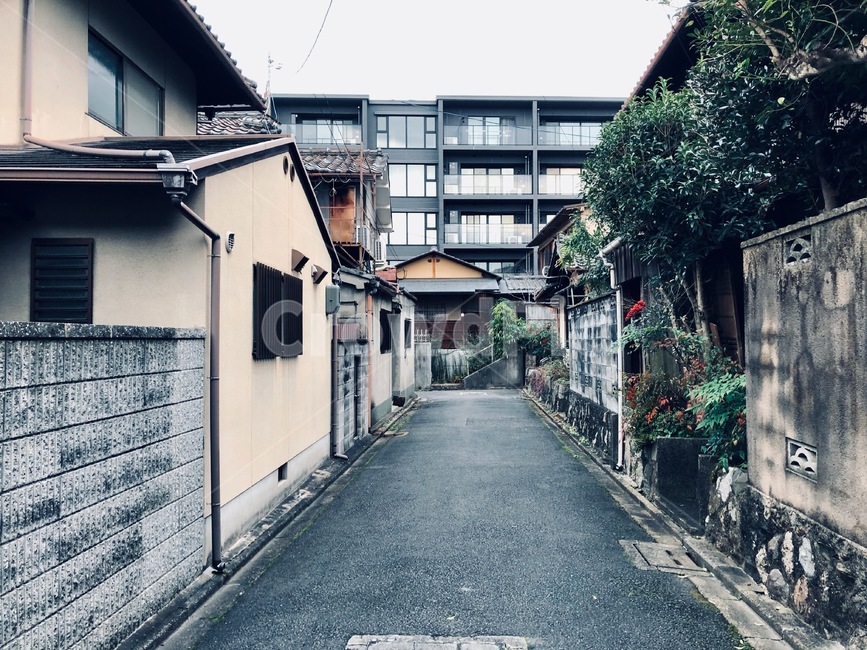 일본,교토,거리,골목,일상,하늘,골목길,alley,walkway,보도,path,통로,asphalt,아스팔트