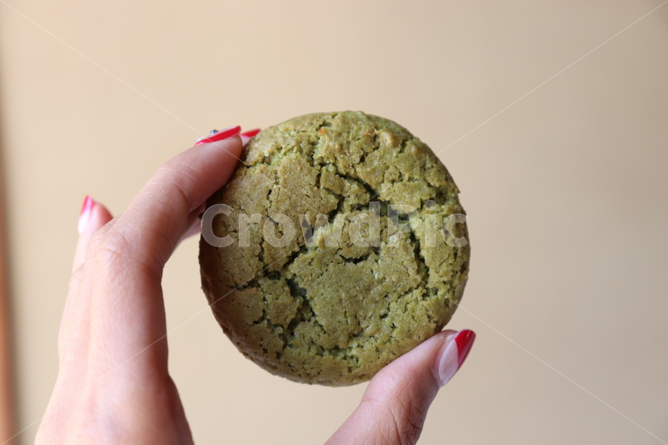 쿠키,녹차,녹차쿠키,간식,cookie,말차,말차쿠키,과자,사람,인물,인간,human,person,신체일부,몸,body,음식,식재료,요리,food,cook,meal,dishes,food reserves,디저트,간식,후식,dessert,snack