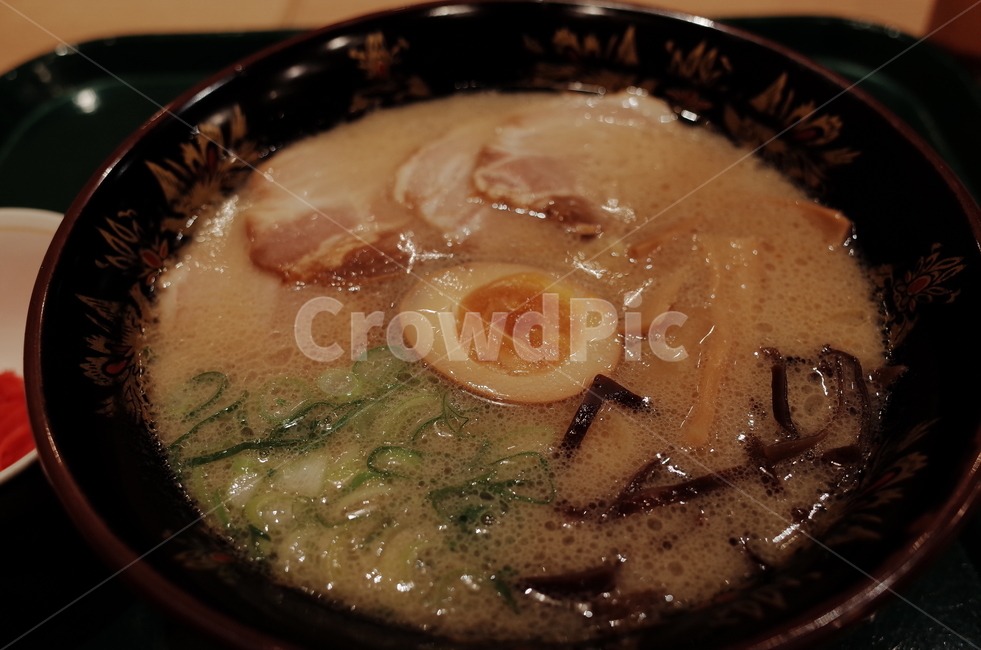 bowl,사발,meal,식사,food,음식,dish,요리,soupbowl,수프그릇,soup,수프,라면