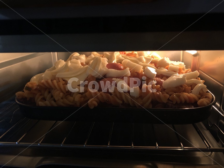 오븐요리,파스타,오븐스파게티,푸실리소세지볶음,오븐,푸실리,소세지,치즈,요리,음식,식재료,요리,food,cook,meal,dishes,food reserves