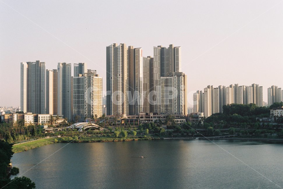 건물,풍경,필름,아파트,호수,도시,풍경,city,landscape,한국도시풍경,한국도시경관,korea cityscape,high rise,고층 건물,building,town,urban,어반,시티