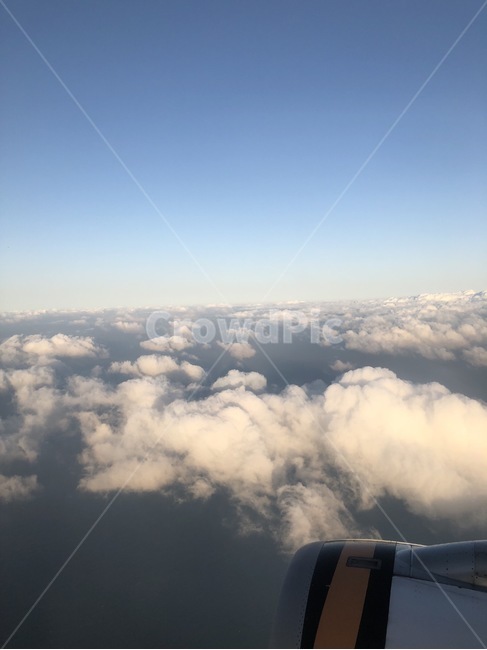 상공,하늘,구름,비행기,수평선,자연,theskyabove,sky,cloud,airplane,horizon,zyoukuu,sora,kumo,hikouki,suiheisen,nature,자연,풍경,nature,landscape,교통,교통수단,traffic,transportation,outdoors,옥외