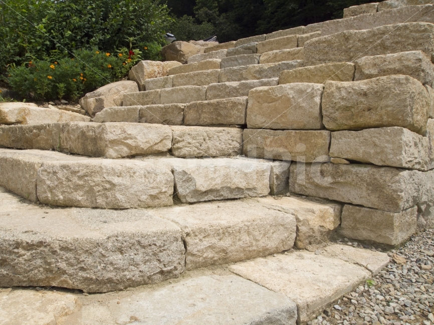 계단,돌계단,자연,바위,돌,모래,흙,오르막,언덕,이동,여정,길,거리,산책,step,nature,건축물,건물외관,exterior,building,structure,architecture,construction
