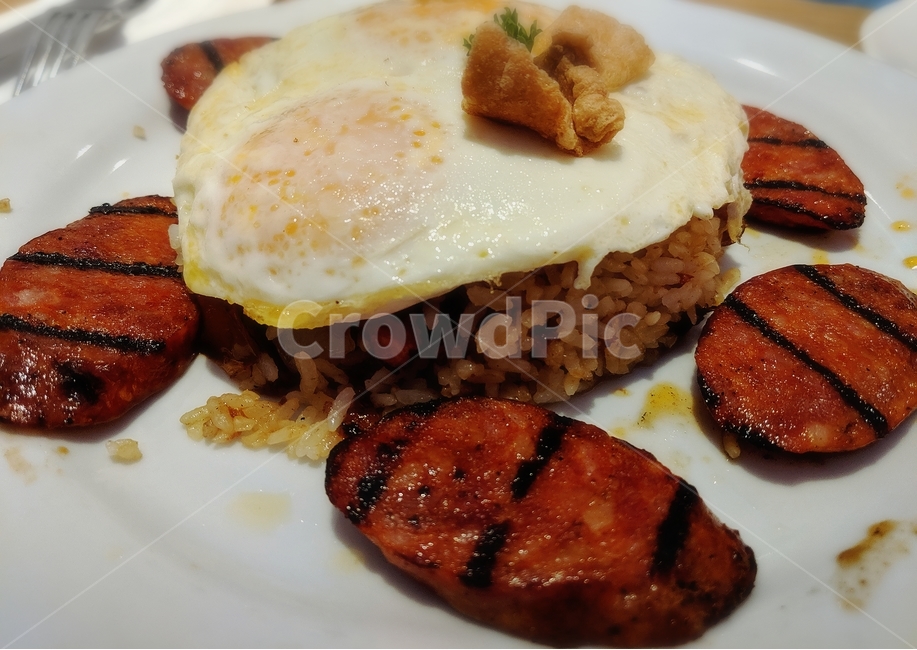 볶음밥,friedrice,소세지,sausage,sunnysideup,달걀후라이,food,음식,hawaii,하와이