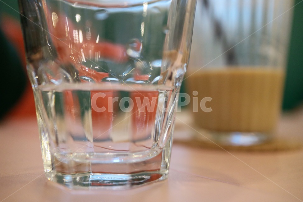물컵,컵,유리잔,분위기,색감,카페,감성,음료수,drink,beverage,감성,sensible,feeling