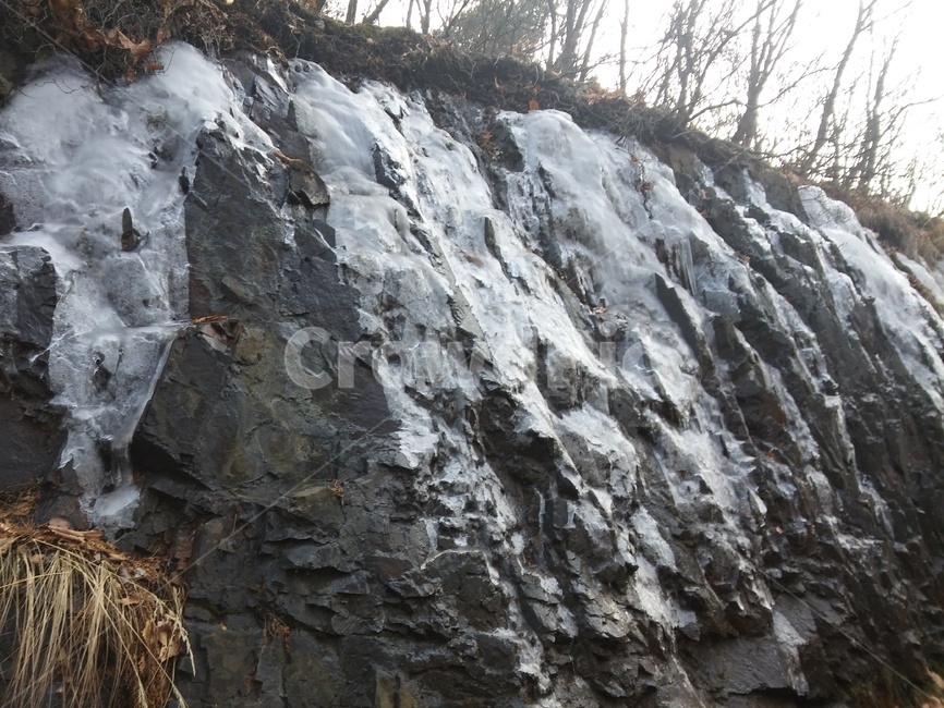 절벽,겨울절벽,nature,cliff,눈쌓인절벽