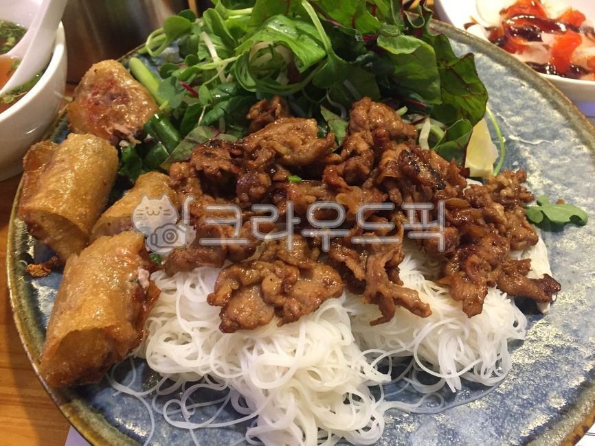 Bunjja,Vietnamese food,meat,food