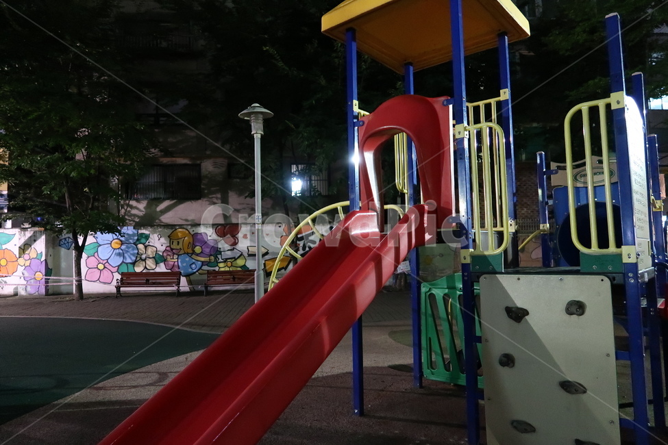 놀이터,놀이공간,playground,감성,미끄럼틀,추억