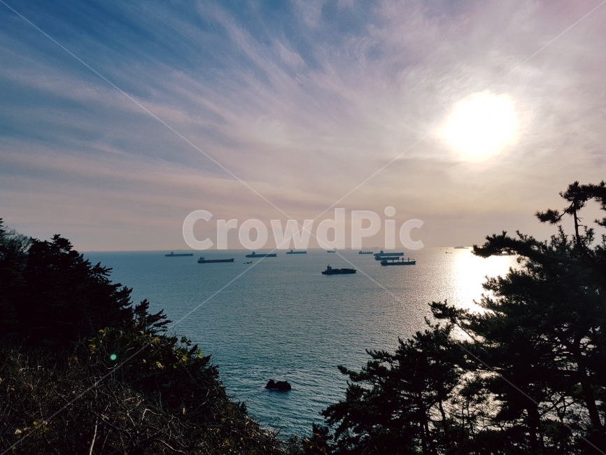 바다,부산,감성사진,풍경사진,선박,자연,풍경,nature,landscape,교통,교통수단,traffic,transportation,outdoors,옥외,land,땅,scenery,sea,ocean,대양,water,물,경치,shoreline,해안선