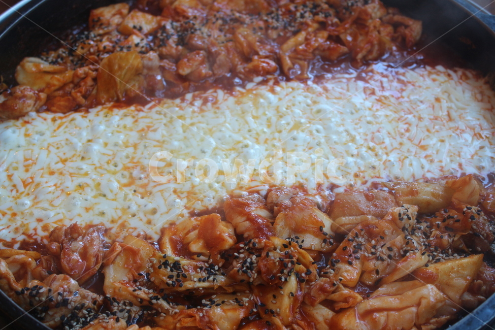 닭갈비,치즈,철판요리,매운맛,외식,음식,식재료,요리,food,cook,meal,dishes,food reserves,한식,한국음식,한국요리,korean food,korean dishes,korean meal,korean cook
