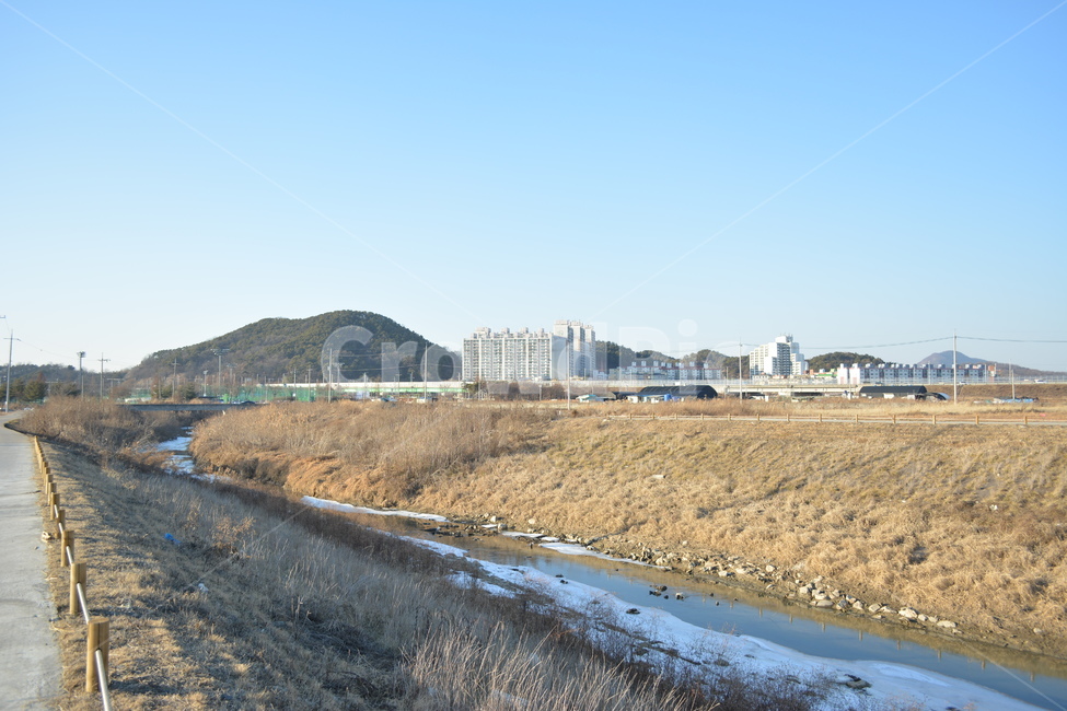 ditch,도랑,road,도로,강