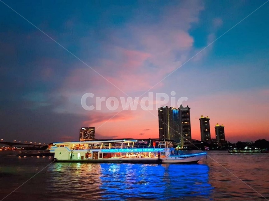 방콕,태국,bangkok,아시아티크,일몰,도시,풍경,city,landscape,해외,외국,세계,foreign,oversea,world,세계도시풍경,해외도시풍경,외국도시풍경,world cityscape,색깔,색상,색채,색감,color sense,color sensitivity,feeling of color,교통,교통수단,traffic,transportation,vehicle,차량,watercraft,선박,ferry,나룻배,boat,보트