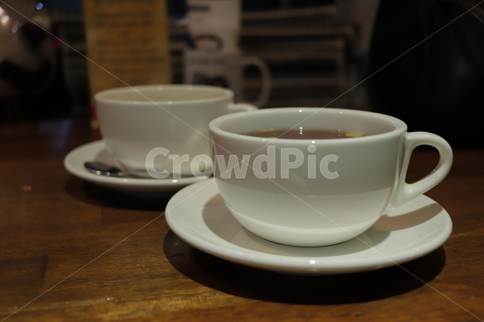 saucer,cup,컵,커피컵,도기류,머그잔,받침접시,pottery,커피,카페,coffee,cafe