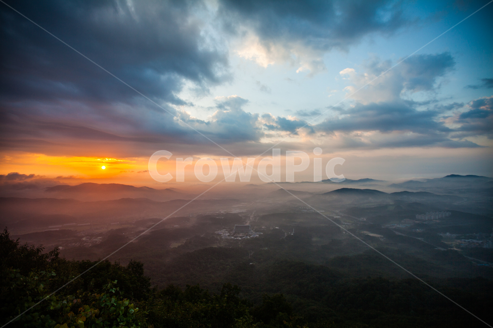 일출,안개,운해,해돋이,흑성산,mountain,독립기념관,겨레의집,자연,풍경,nature,landscape,한국자연풍경,한국자연경관,korea nature landscape,도시,city,한국도시풍경,한국도시경관,korea cityscape,outdoors,옥외,sunset,일몰,dawn,새벽,red sky,붉은 하늘,dusk,황혼,sky,하늘