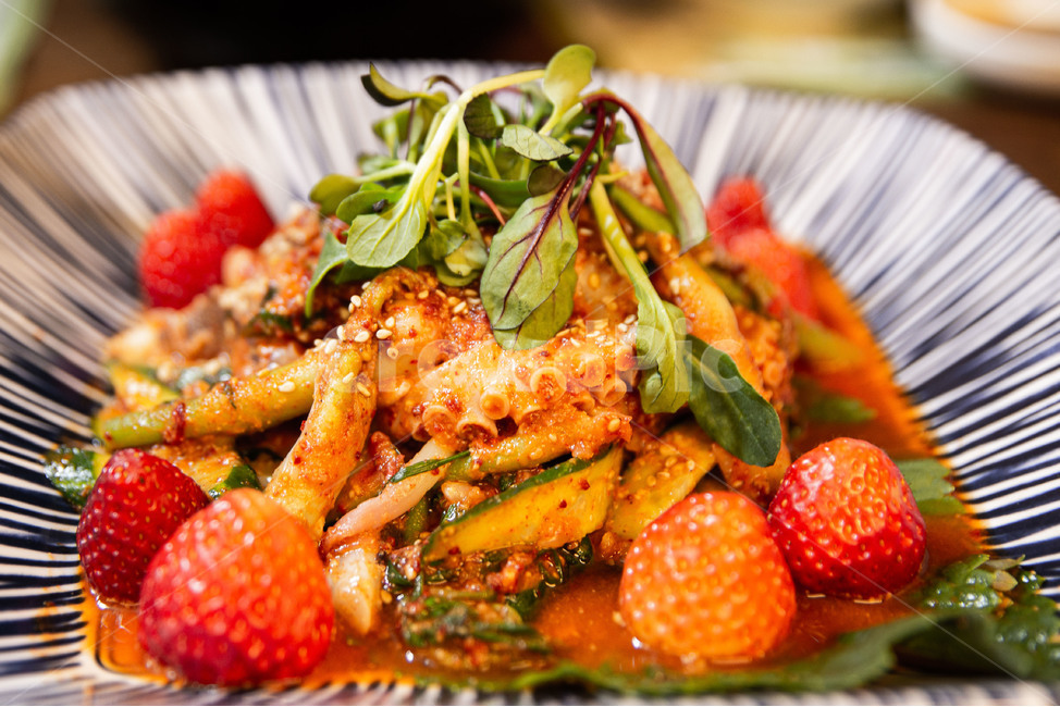 쭈꾸미,무침,딸기,한식,토속음식,food,해산물,음식,식재료,요리,food,cook,meal,dishes,food reserves