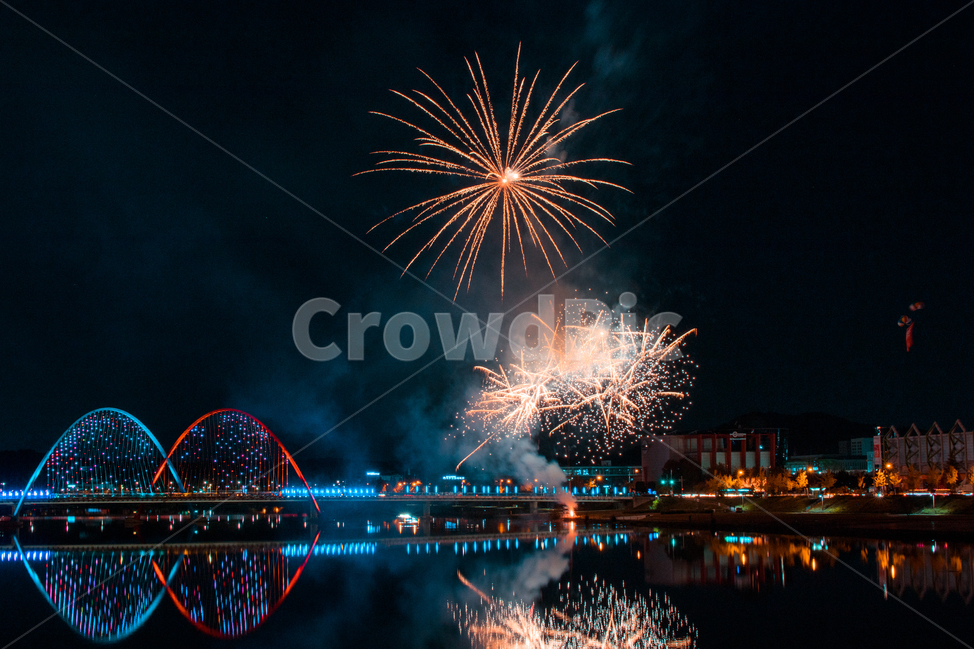 불꽃놀이,불꽃,야경,엑스포다리,갑천,밤,fireworks,야경,밤,풍경,nightscape,night,landscape,축제,행사,festival,carnival,event,nature,자연,outdoors,옥외