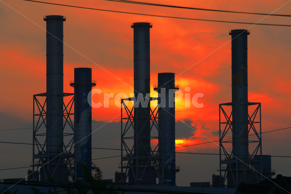굴뚝,열병합발전소,붉은노을,일몰,석양,산업,industry,industrial,제조업,manufacturing business,manufacturing industry,에너지산업,energy industry,building,건물,factory,공장
