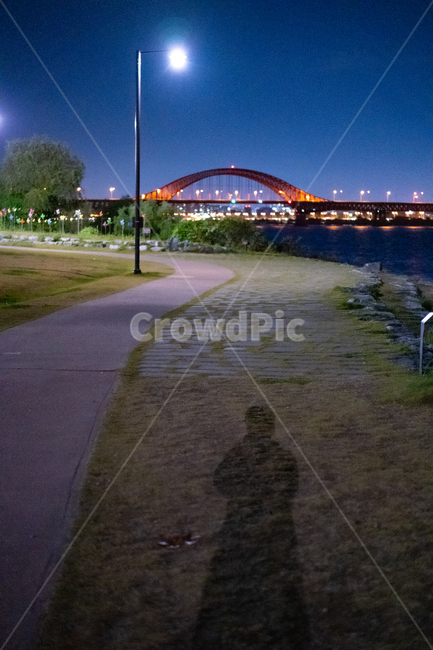 공원,park,한강,river,가로등,다리,bridge,불빛,야경,night,그림자,shadow,light,야경,밤,풍경,nightscape,night,landscape