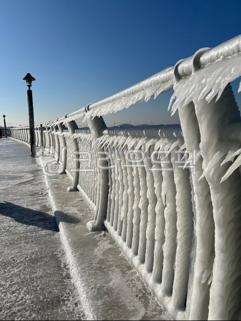 handrail, railing, 난간, ice, 얼음, 사진,이미지,일러스트,캘리그라피 - 쭝썬의하루작가
