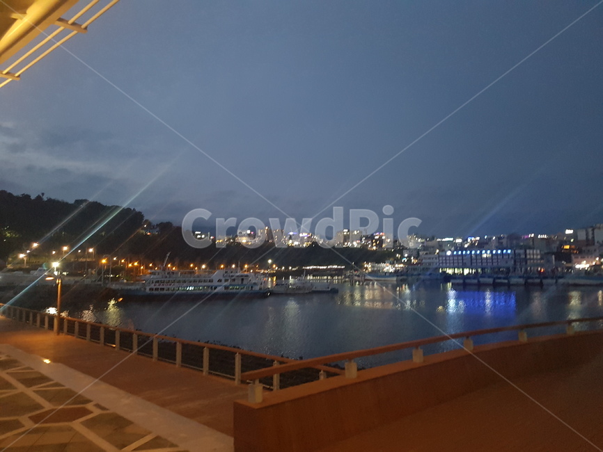 항구,새연교,바다,배,저녁항구,저녁바다,바다불빛