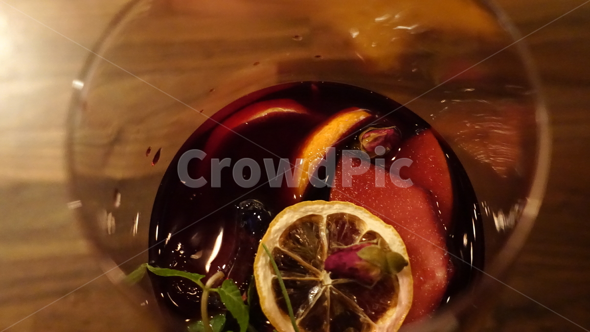 bar,pub,바,알콜,술,감귤류과일,fruit,과일,샹그리아,샹글리아