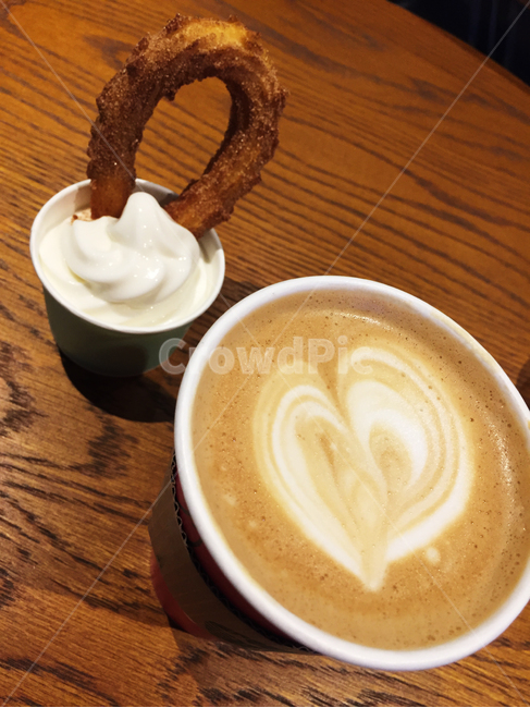 커피,츄러스,라떼,카페,디저트,라떼아트,하트라떼,아이스크림,커피,카페,coffee,cafe