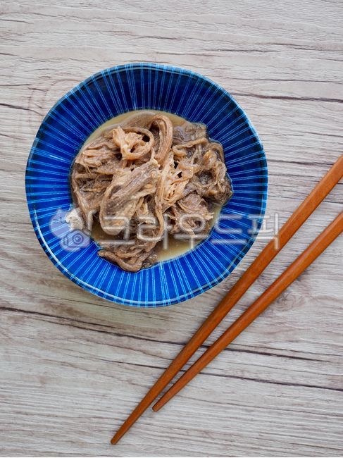 소고기,소고기장조림,장조림,한식,아시아음식,한국음식,밑반찬,간장조림,반찬,단백질,소고기간장조림,쇠고기,음식,저녁식사,고기,소스,간장,배경,식사,요리,소고기요리,beefstew,jangjorim,asianfood,koreanfood,sidedish,protein,beefsoysauce,beef,food,dinner,meat,sauce,soysauce,background,meal,cooking,beefdish