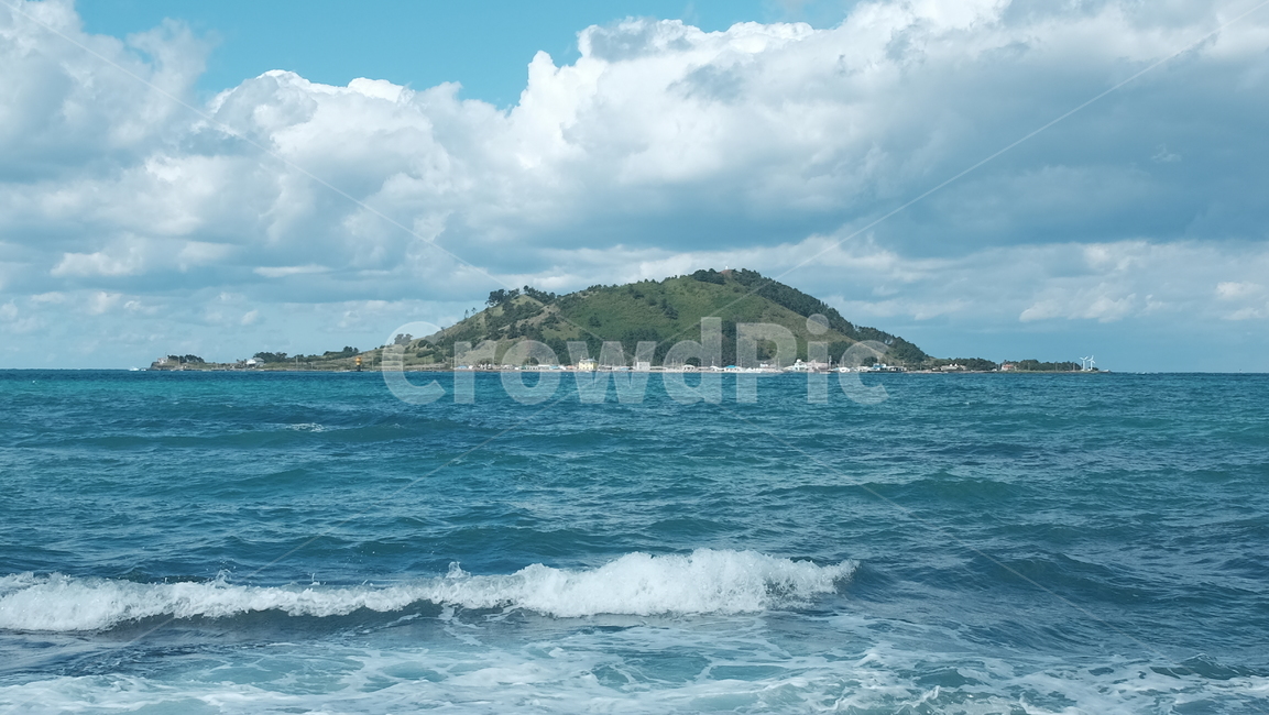 제주도,바다,파도,물결,하늘,구름,wave,sky,비양도,sea,cloud,자연,풍경,nature,landscape,한국자연풍경,한국자연경관,korea nature landscape,제주도,jeju,jeju island,outdoors,옥외,land,땅,ocean,대양,water,물,shoreline,해안선,coast,연안