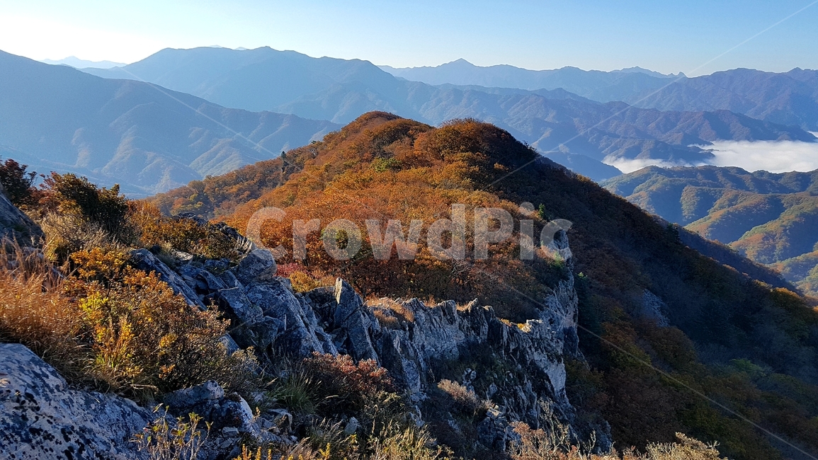 설악산,북설악,대간령,일출,신성봉,자연,풍경,nature,landscape,한국자연풍경,한국자연경관,korea nature landscape,outdoors,옥외,mountain range,산맥,mountain,산