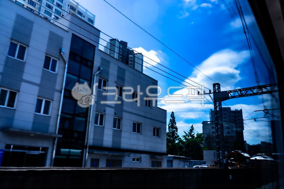 구름,하늘,기차길,도시,풍경