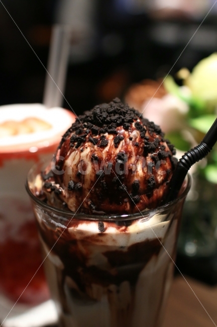 초코,하겐다즈,아이스크림,음료,디저트,카페,컵,음식,식재료,요리,food,cook,meal,dishes,food reserves,디저트,간식,후식,dessert,snack