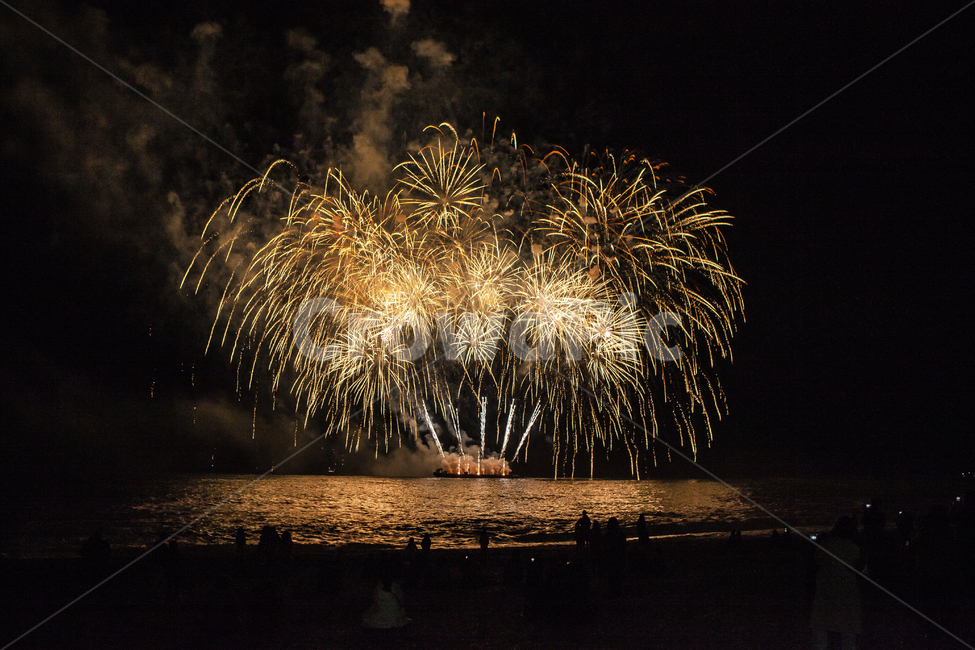 Ulsan sea,ocean,light,Mongdol Beach,Gangdong Sea,flame,Fireworks,Firecracker
