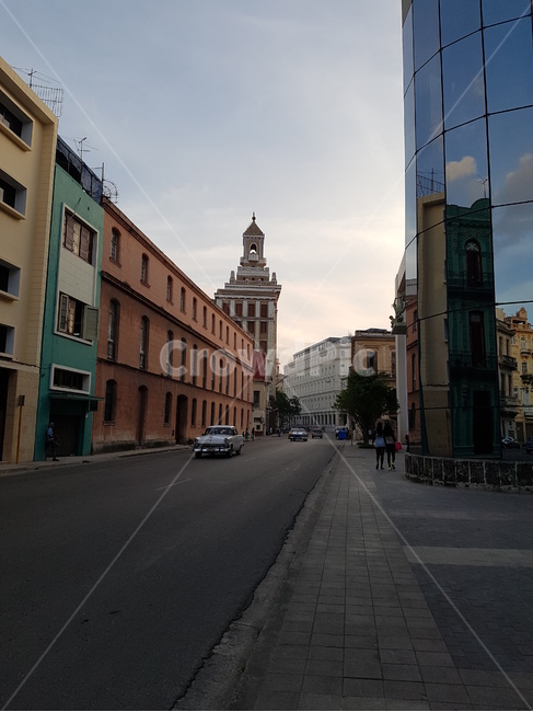 쿠바,cuba,habana,하바나,아바나,도시,풍경,city,landscape,해외,외국,세계,foreign,oversea,world,세계도시풍경,해외도시풍경,외국도시풍경,world cityscape,path,통로,asphalt,아스팔트,walkway,보도