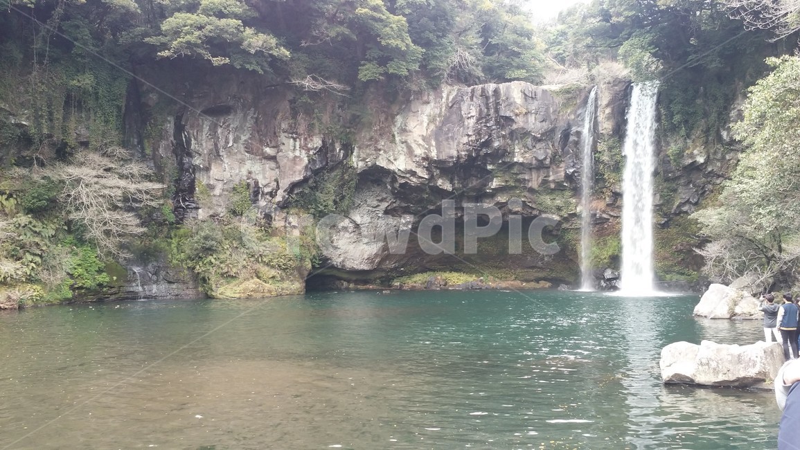 폭포,절벽,나무,바위,호수,자연,풍경,rock,waterfall,강,돌,stone,tree