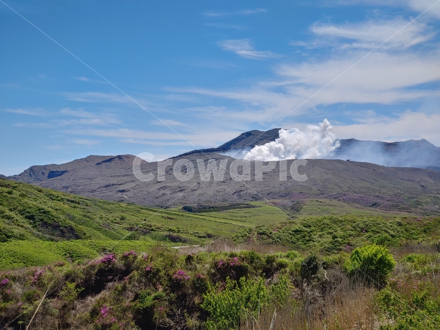 분화구,화산,활화산,하늘,분화,자연,풍경,nature,landscape,outdoors,옥외,mountain range,산맥,mountain,산