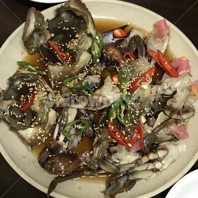 음식,간장게장,게,데코레이션,홍고추,음식,식재료,요리,food,cook,meal,dishes,food reserves,수산물,해산물,fishery products,seafood