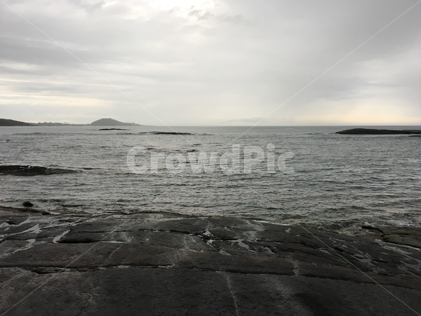 흐린,바다,하늘,수평선,암석,바위,물,해안선,자연,옥외,cloudy,sea,sky,horizen,seashore,rock,water,shoreline,nature,outdoors