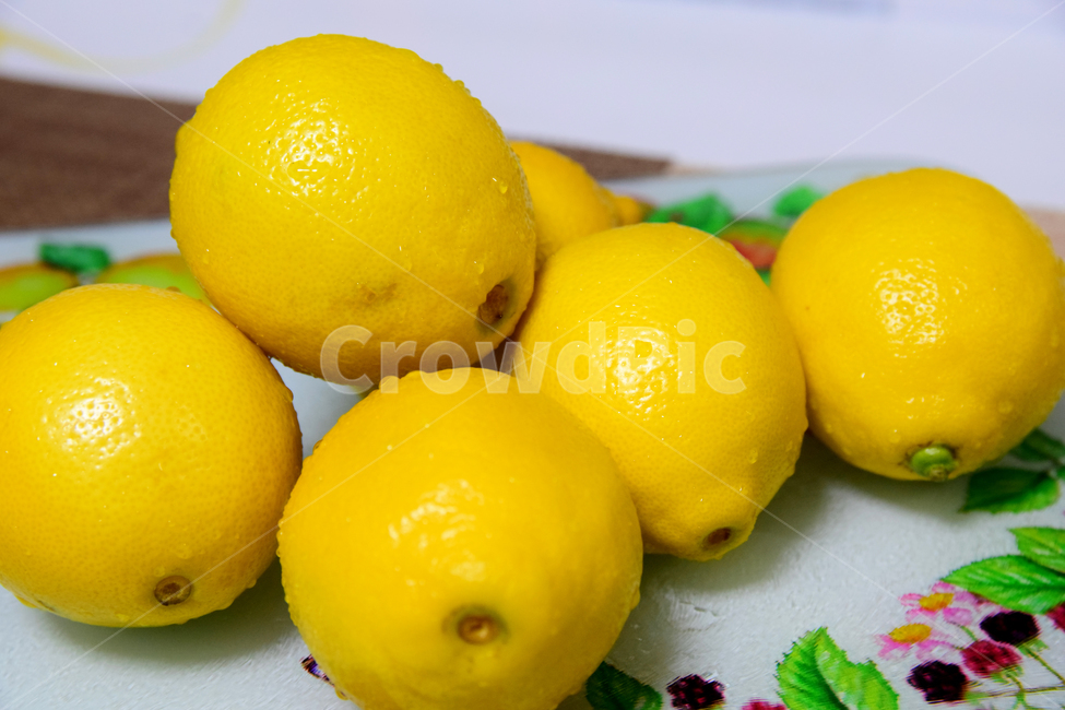 레몬,과일,후식,시큼한,노랑색,열매,lemon,yellow,fruits,dessert,음식,식재료,요리,food,cook,meal,dishes,food reserves,과일,열매,fruit