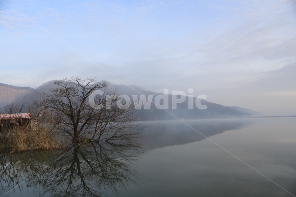 저수지,안개,새벽,물안개,괴산,문광저수지,반영,풍경,낚시터,자연,풍경,nature,landscape,한국자연풍경,한국자연경관,korea nature landscape,weather,날씨,outdoors,옥외