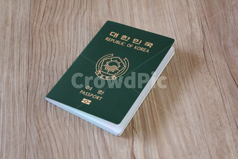 여권,한국여권,passport,대한민국여권,id,사물,물건,business,card,citizen,emigration,identification,identity,international,korea,pass,republicofkorea,security,wooden,여행,휴가,traveling,vacation,trip,사물,물건,오브젝트,thing,object,matter