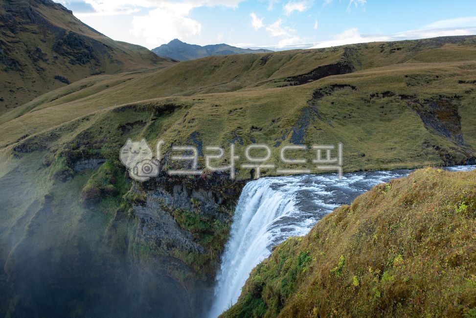 northeurope,nature,overea,iceland,Overseas,water,Iceland,seljalandsfoss,fall,waterfall,sight,Seljalandsfoss,North Europe,autumn,europe,landscape