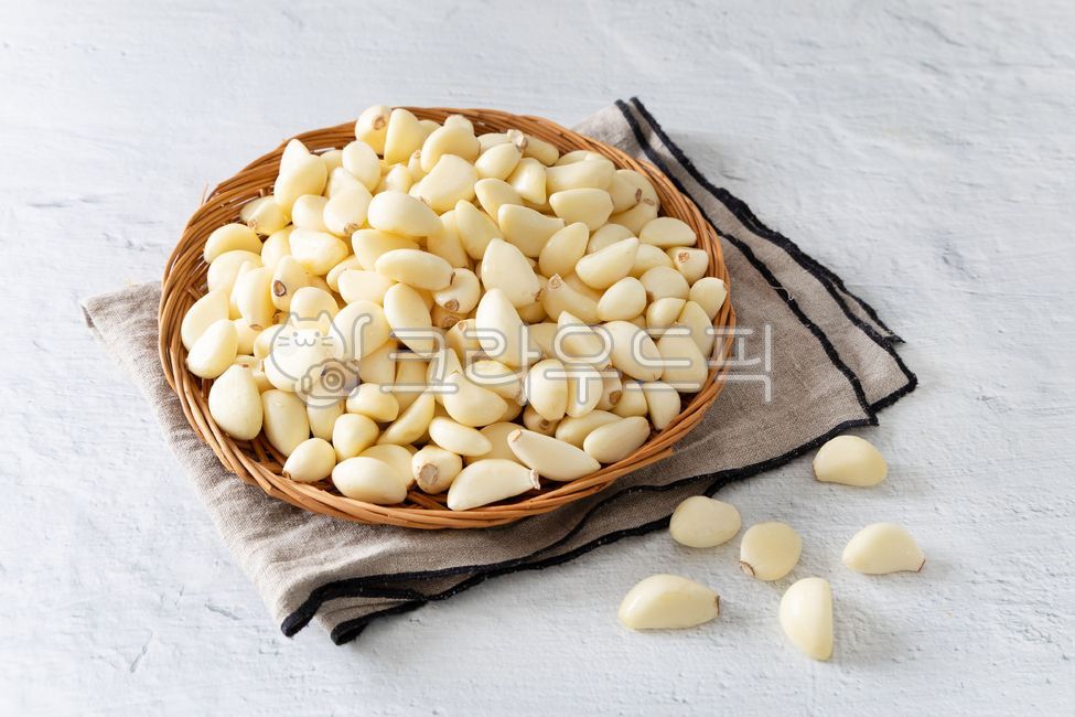 마늘,생마늘,깐마늘,통마늘,양념,의성마늘,햇마늘,육쪽마늘,갈릭,garlic,식품,식재료,채소,음식재료,매운향,향신료