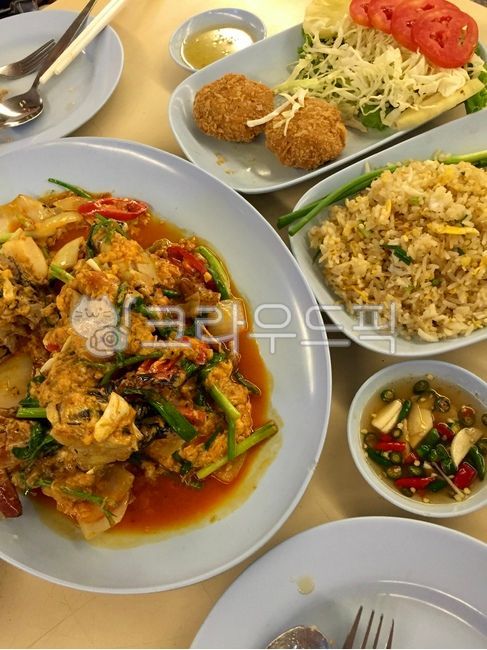 뿌팟퐁커리,게살볶음밥,텃만꿍,태국음식,게,crab,커리,카레,curry,crabcurry,볶음밥,thaifood,식사,meal,lunch,dinner,seafood,해산물,음식,food,맛있는,yummy,delicious,tasty
