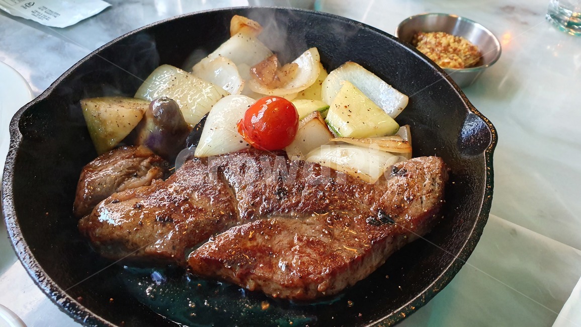 스테이크,한우,레스토랑,외식,등심,음식,식재료,요리,food,cook,meal,dishes,food reserves