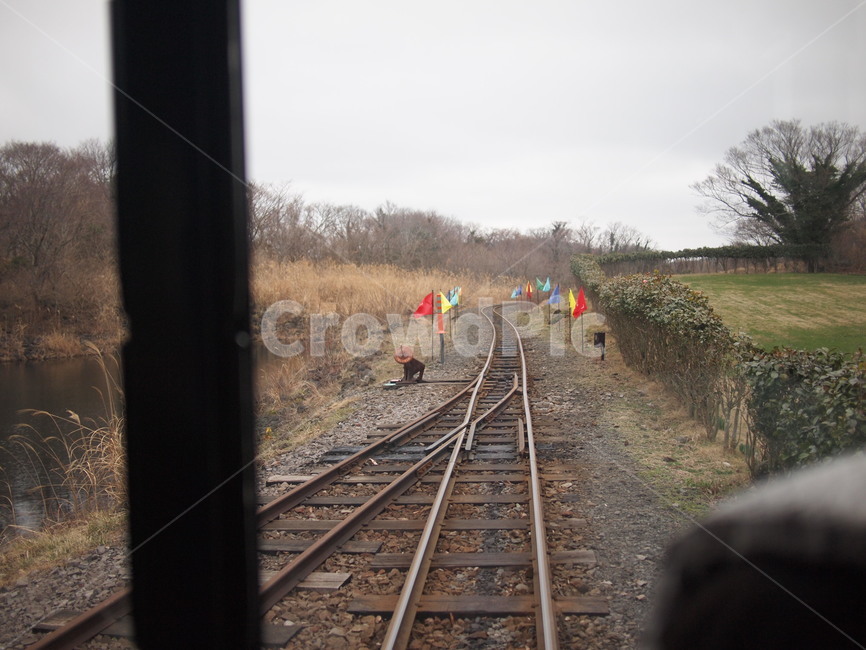 기차길,철길,철로,깃발,나무,호수,교차길,track,railroad